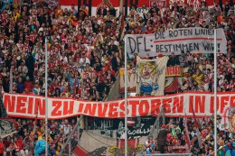 
			Fußball: Bürgerbewegung warnt vor Investoren-Deal bei DFL: „Falsch“