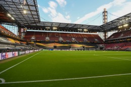 
			Fussball: Steigende Corona-Zahlen: Köln spielt doch ohne Zuschauer