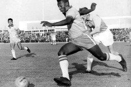 
			Die Fußballwelt trauert: „Pelé hat alles verändert“