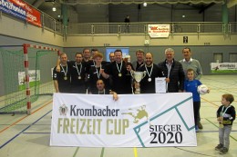 
			Hobbyfußball: „FC Quellduffel“ gewinnt den 31. Freizeit-Cup in Siegen