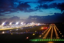 
			Flughafen: BUND fordert Stopp für Flughafen-Ausbau in Düsseldorf