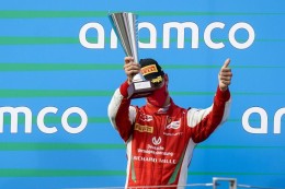 
			Formel 2 in Ungarn: Erfolgsgarant: Mick Schumacher zweimal auf dem Podium