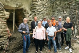 
			Denkmalschutz: Eine Mauer kommt Rentner in Ramsbeck teuer zu stehen