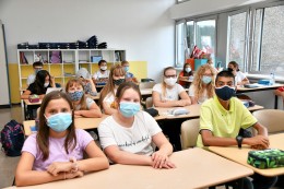 
			Schulbeginn: Hitze erschwert Maskenpflicht in Schulen