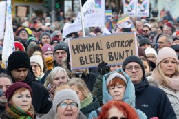 
			Fotogalerie: Demo gegen Rechts in Bottrop: 77 Bilder von der Kundgebung