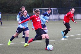 
			Frauenfußball: SV Heißen startet gegen SGS Essen III, Mintard gegen Anrath  