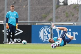 
			FC Schalke 04: Schalke-Tor: Warum Fährmann seinen Platz verlieren könnte