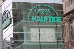 
			Galeria Karstadt Kaufhof meldet erneut Insolvenz an